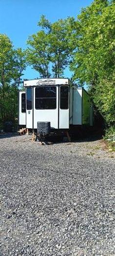 Used 2021 Keystone Residence 401LOFT