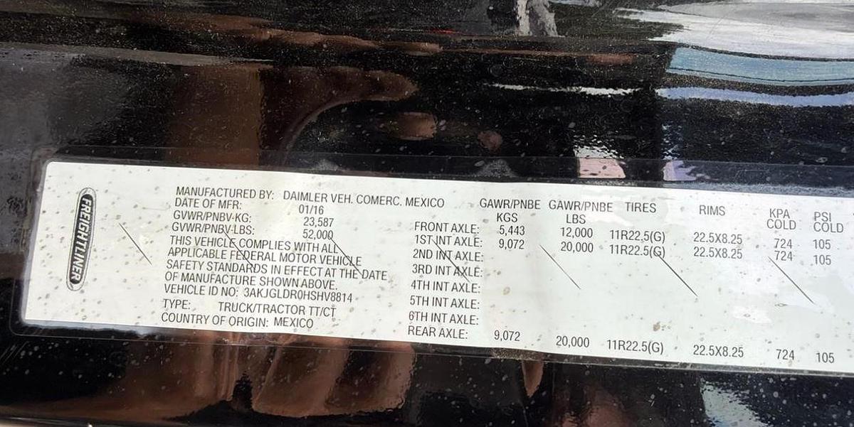 Used 2017 Freightliner Cascadia 125