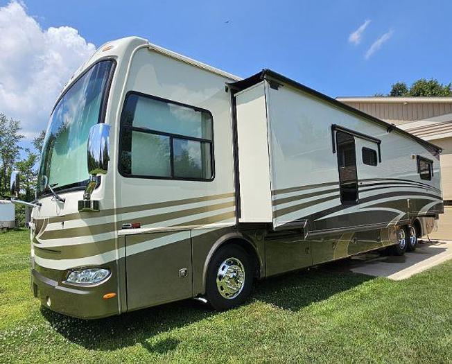Used 2013 Thor Motor Coach Tuscany 45LT