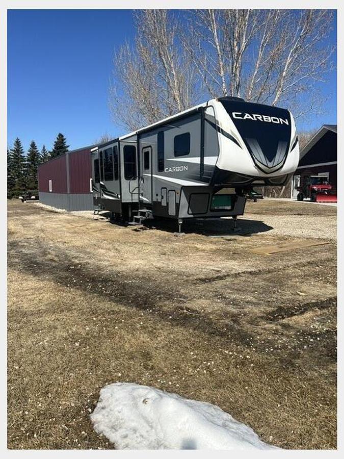 Used 2021 Keystone Carbon 358 Toy Hauler