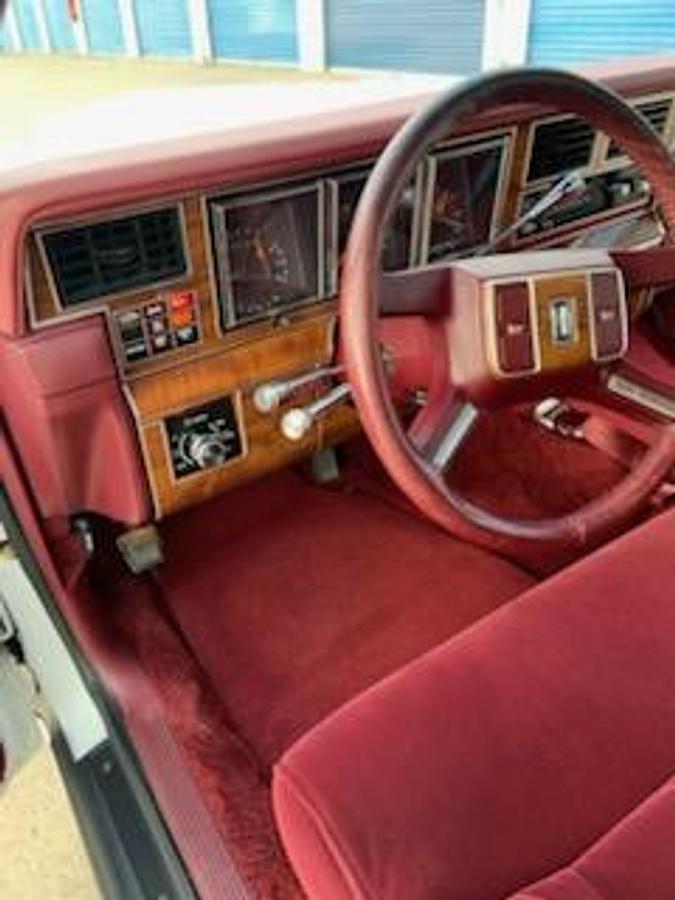 Used 1989 Lincoln Town Car Presidential Package