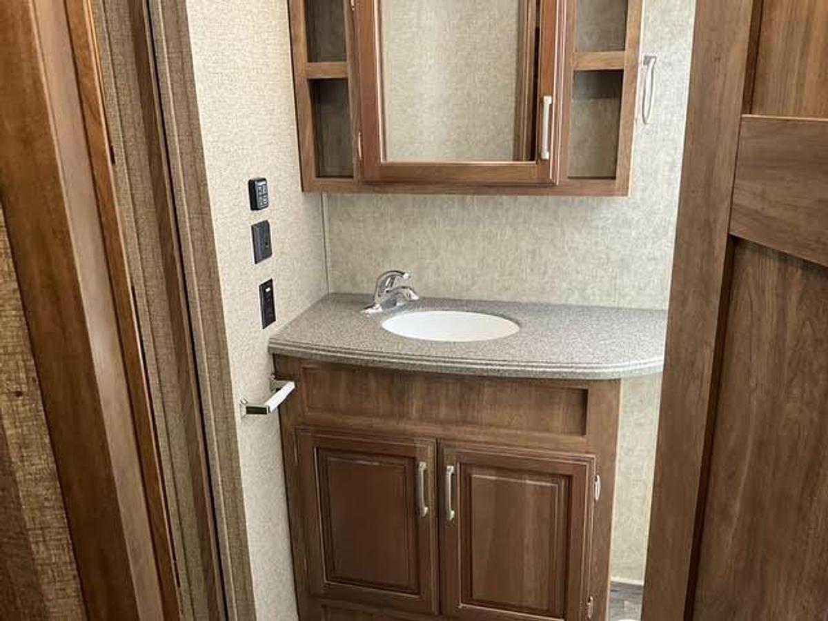 Used 2017 Keystone Montana 3721RL Fifth Wheel