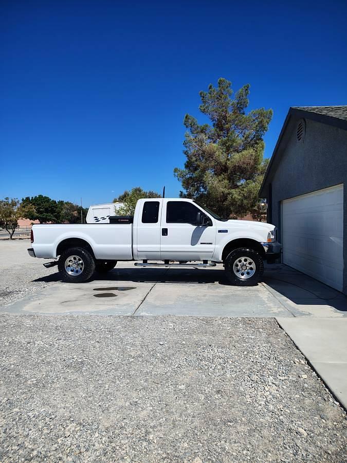 Used 2002 Ford F-250 Super Duty XLT 4WD