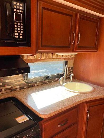 Used 2015 Thor Motor Coach A.C.E. 27.1