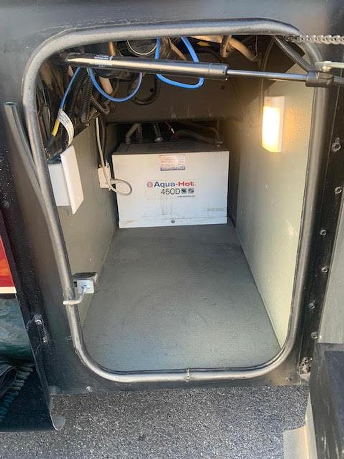 Used 2019 Tiffin Motorhomes Phaeton 40QBH Class A Motorhome