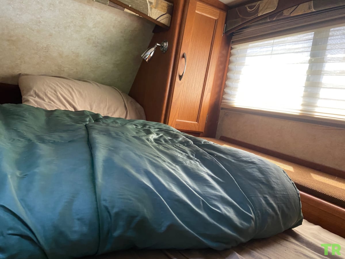 Used 2007 Bigfoot 24C10.4 Truck Camper | Four-Season | Solar Equipped | Generator | Dry Bath