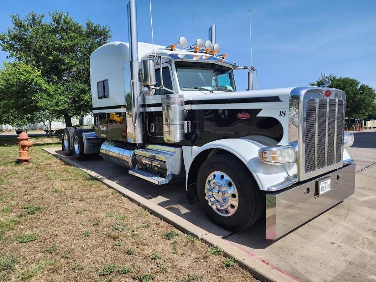 Used 2018 Peterbilt 389