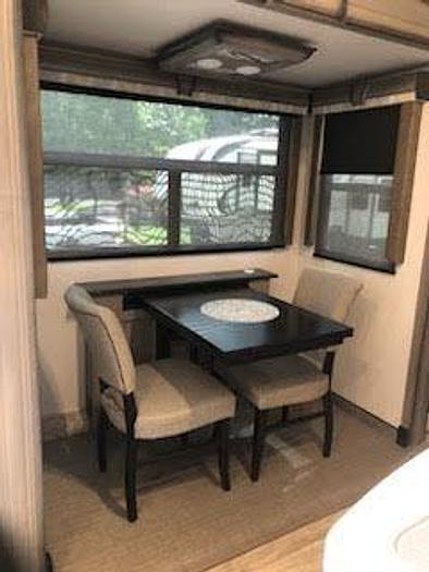 Used 2021 Keystone Montana 3760FL