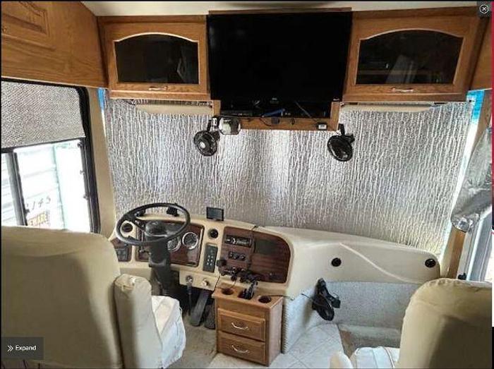 Used 2004 Travel Supreme Envoy 40DS04