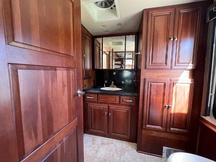 Used 2011 Winnebago Tour 42QD