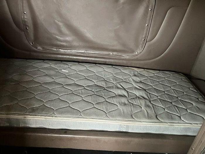 Used 2012 Peterbilt 388 truck