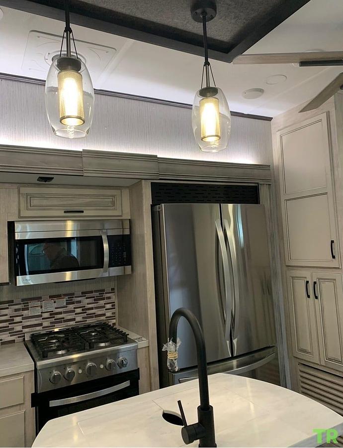 Used 2022 Forest River Sandpiper Luxury 391FLRB