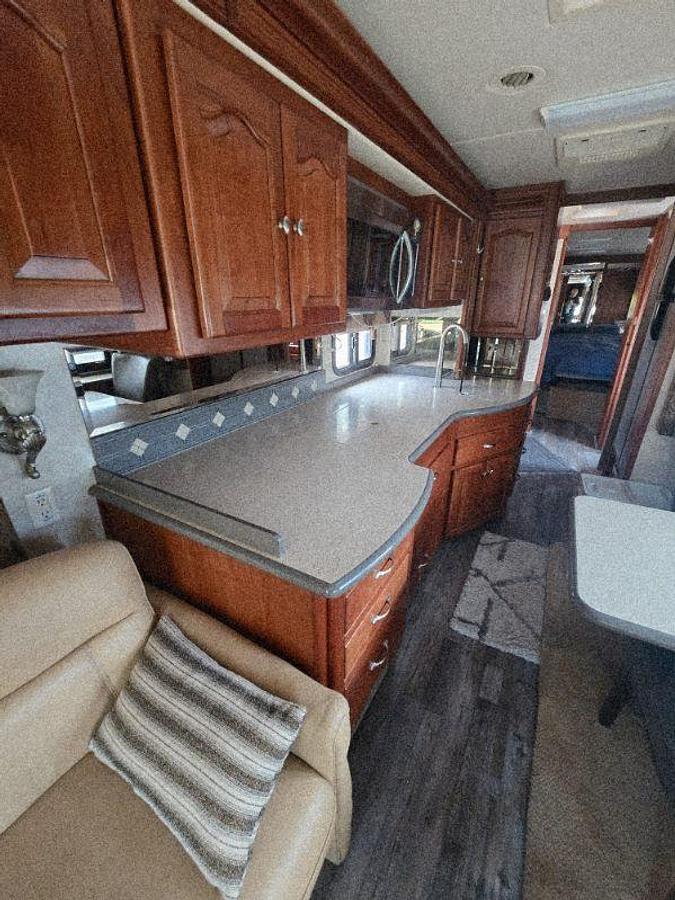 Used 2006 Tiffin Allegro Bus 42QDP