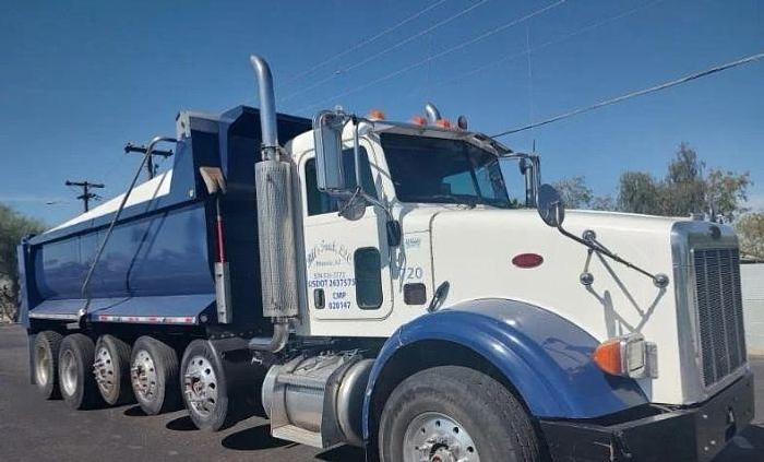 Used 2005 Peterbilt 357 Dump Truck