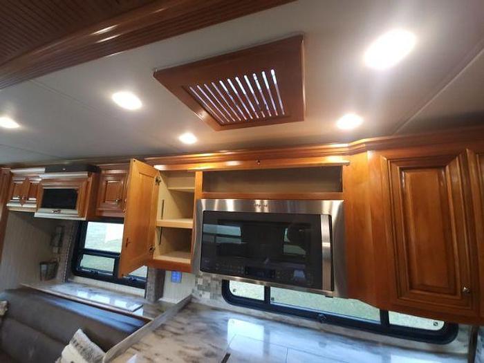 Used 2018 Newmar Dutch Star 4369