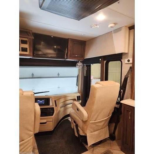 Used 2018 Newmar Ventana LE 4048
