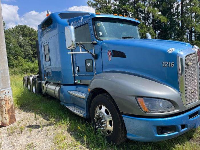 Used 2013 KENWORTH T660