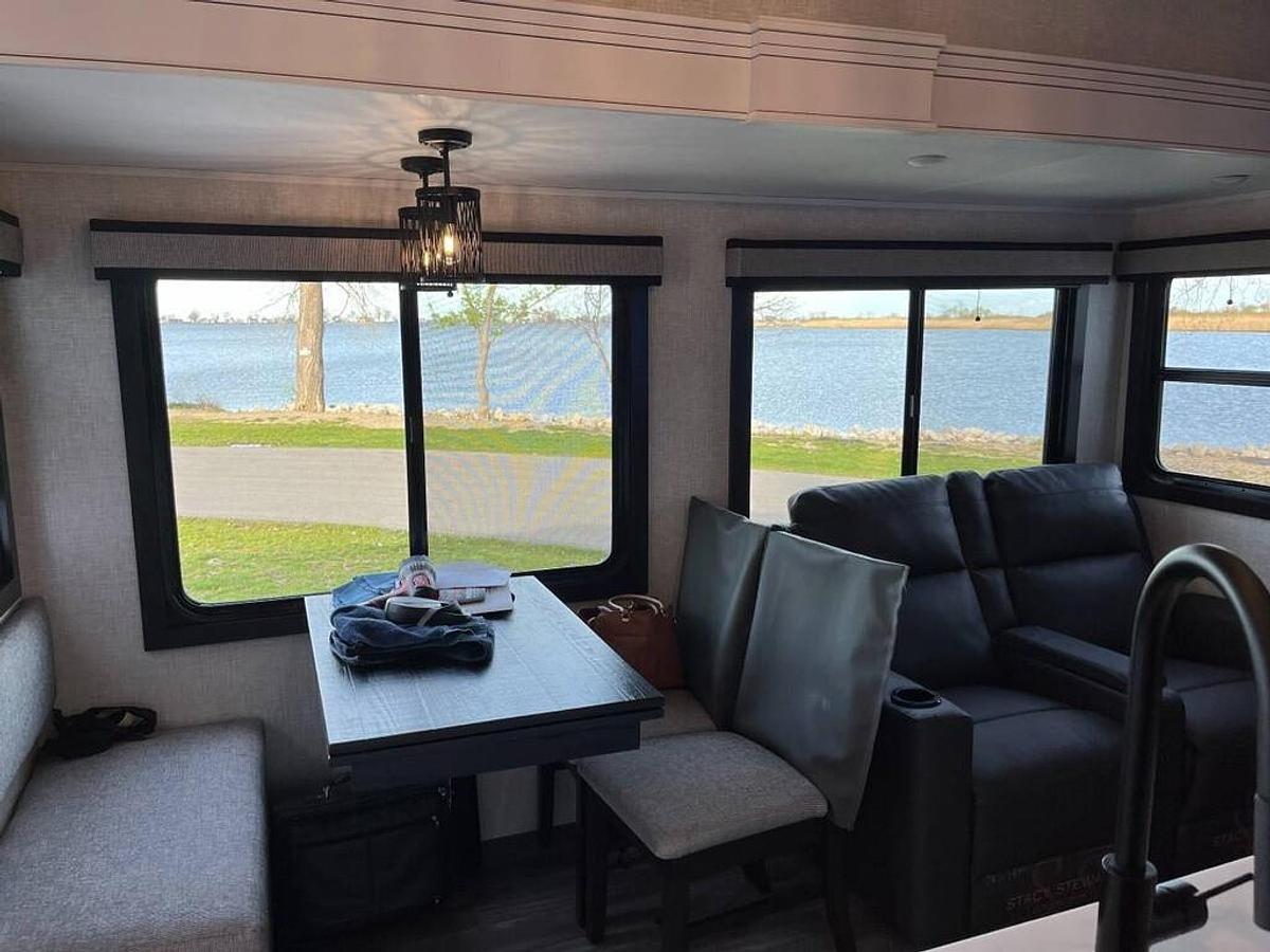 Used 2024 Jayco Eagle 370FBTS