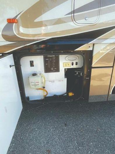 Used 2012 Winnebago TOUR 42QD