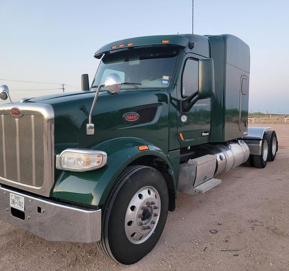 Used 2021 Peterbilt 567