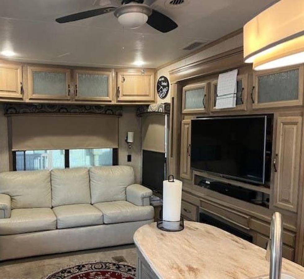Used 2016 Redwood Redwood 39MB