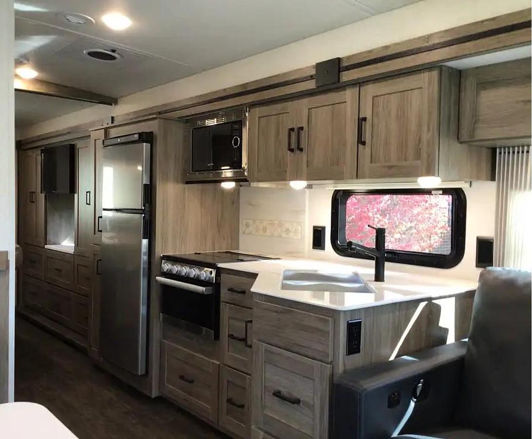 Used 2025 Winnebago Sunstar 29NP Class A Motorhome