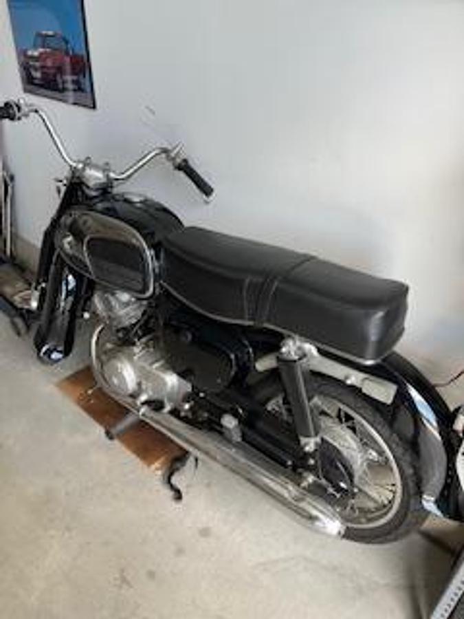 Used 1963 Honda Dream 150
