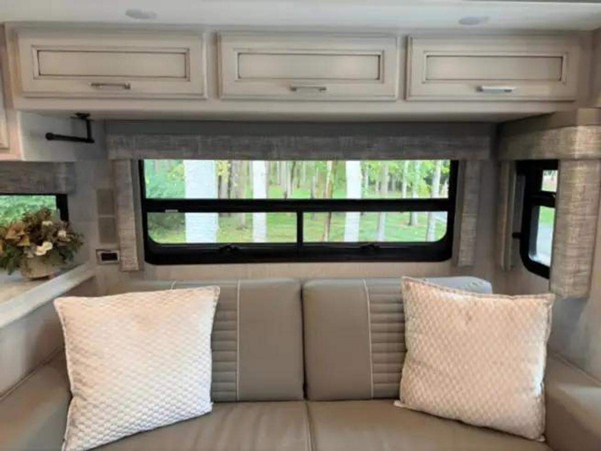 Used 2023 Newmar Bay Star 3629 Class A Motorhome