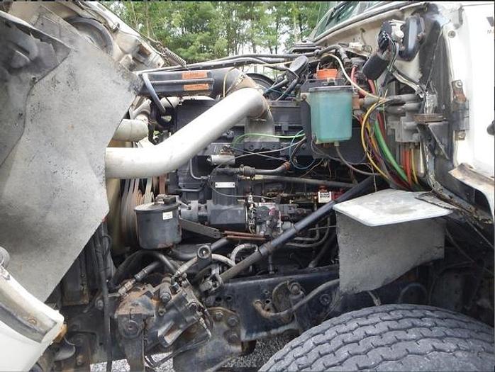 Used 1992 Ford L9000 With Mounted On 1992 IMT 13034 Knuckle Boom Crane