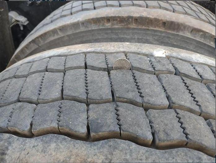 Used 2001 Peterbilt 379