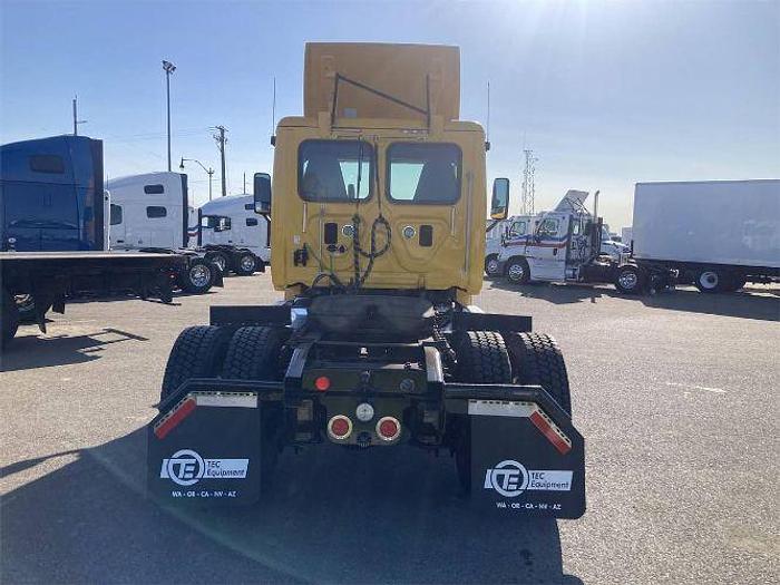 Used 2015 Freightliner Cascadia