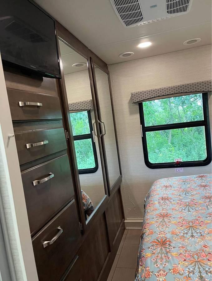 Used 2018 Jayco Greyhawk Class C Motorhome