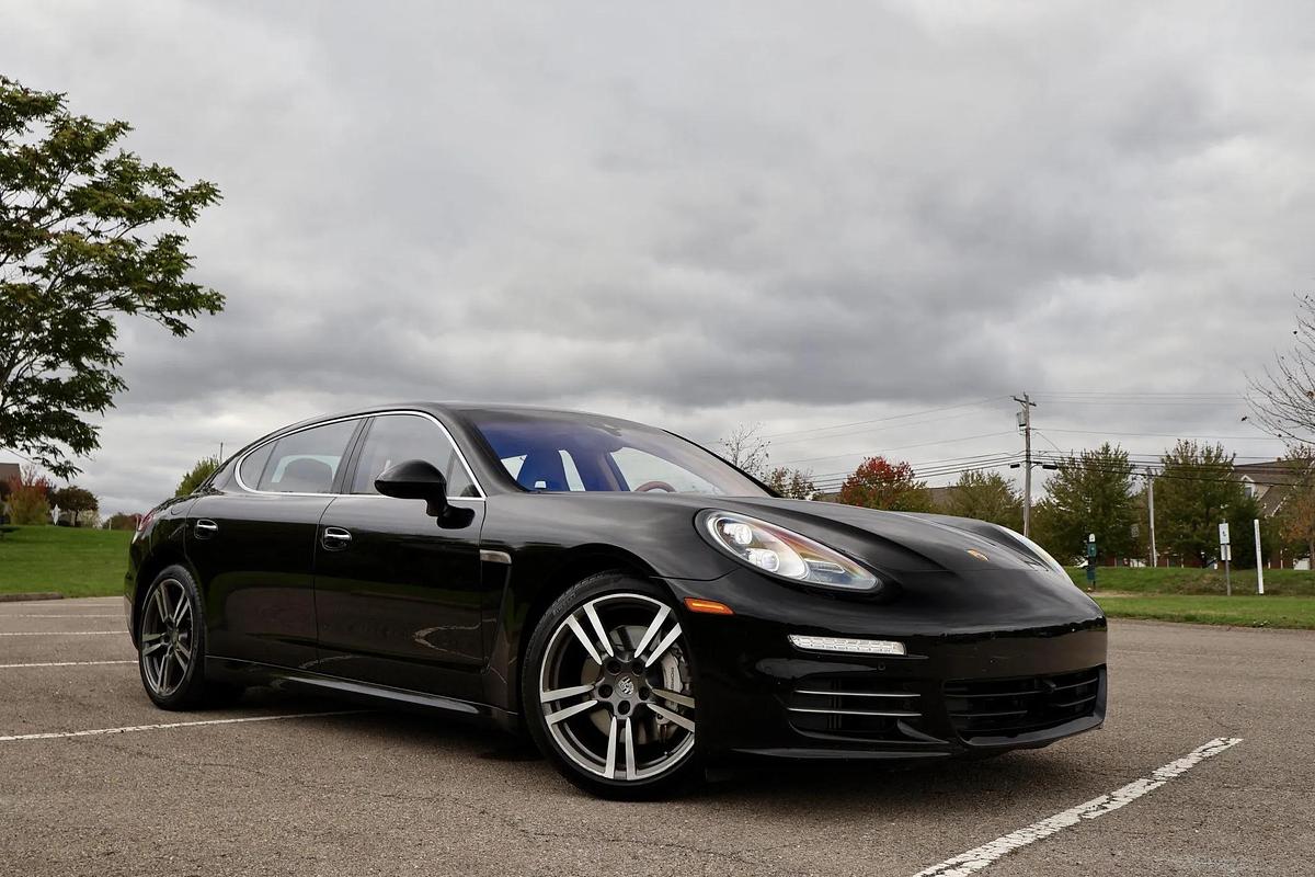 Used 2014 Porsche Panamera 4s Executive