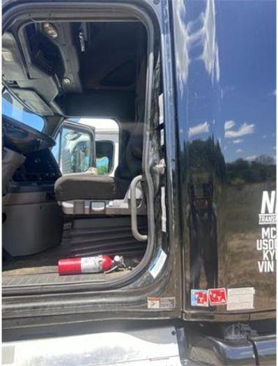 Used 2017 Freightliner CASCADIA 125 EVOLUTION