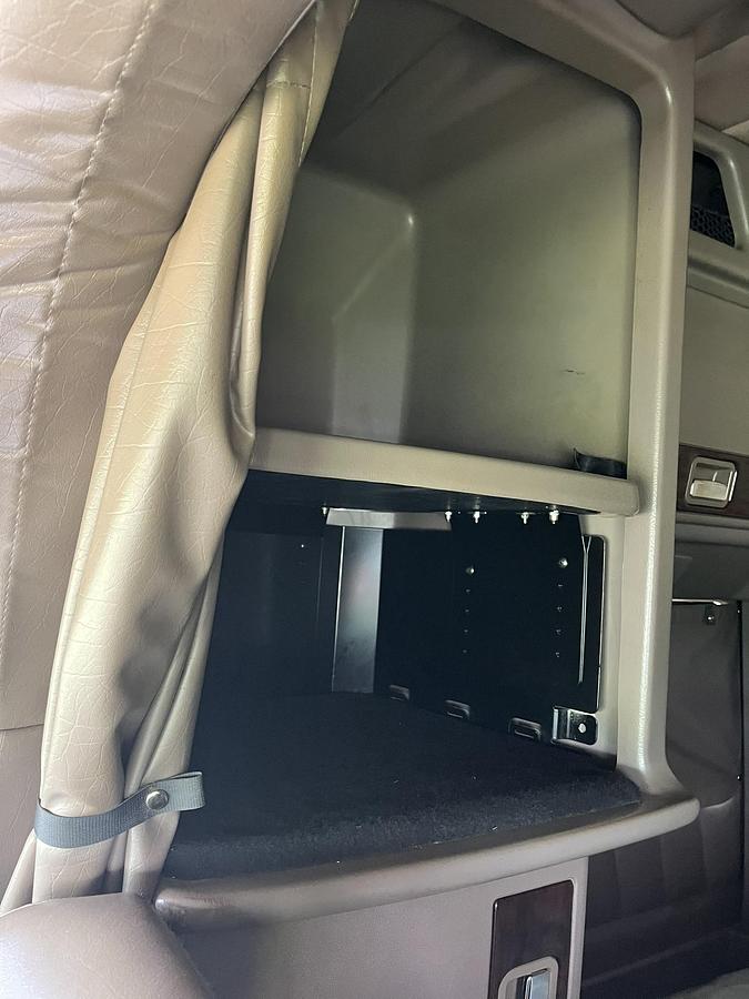 Used 2020 Peterbilt 389 Sleeper Truck