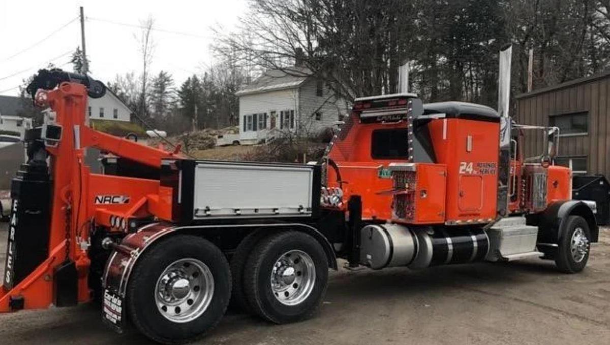 Used 2016 Peterbilt 389