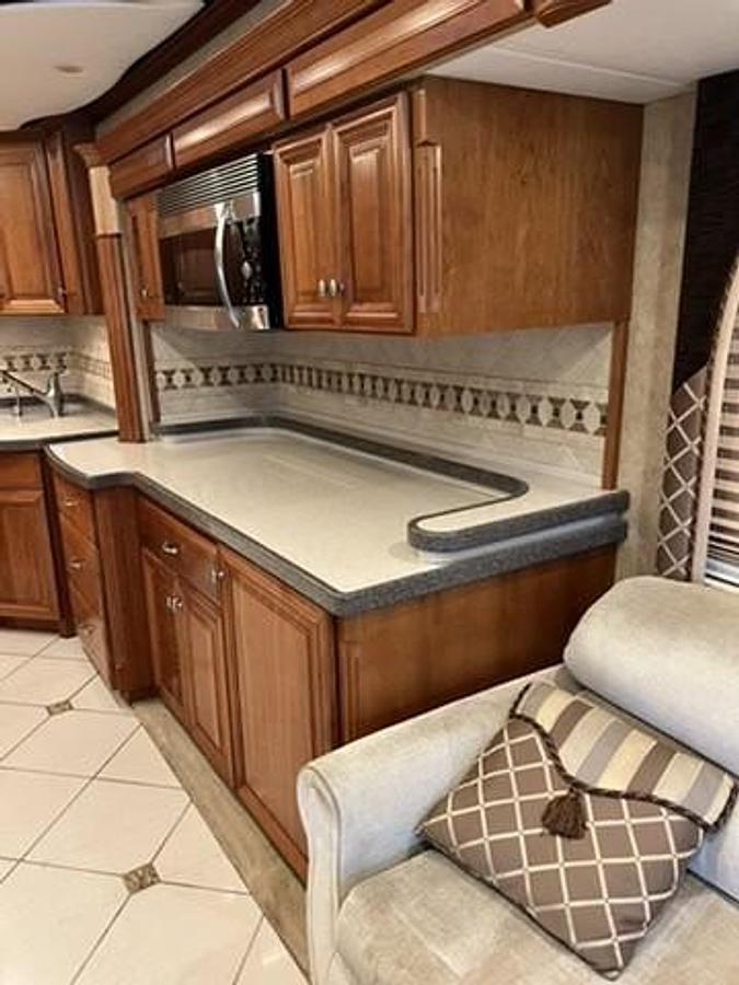 Used 2007 Newmar Essex 4510