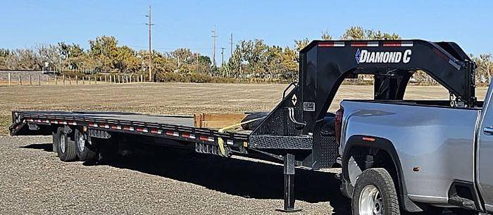 Used 2023 Diamond C FMAX212