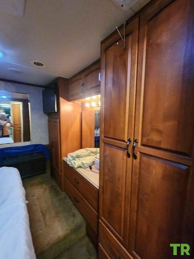 Used 2008 Holiday Rambler Vacationer XL 34PDD Cummins Diesel Pre-DEF 57K Miles