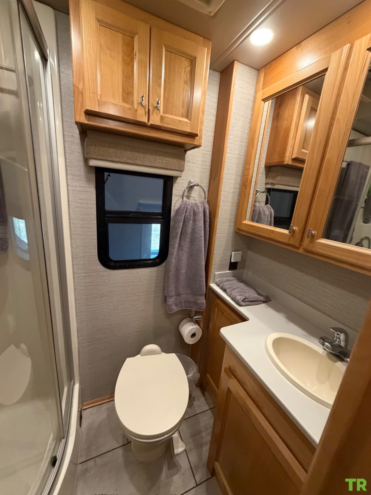 Used 2022 Tiffin Allegro RED 33AL