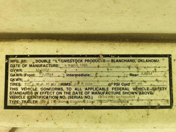 Used 1986 Lite Line 9 Horse Trailer