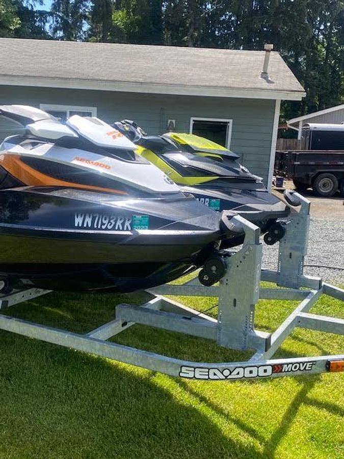 Used 2012 Seadoo RXP-X 260 & 2012 Seadoo RXT 260