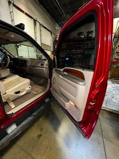 Used 2001 Ford Super Duty F-350 SRW Lariat