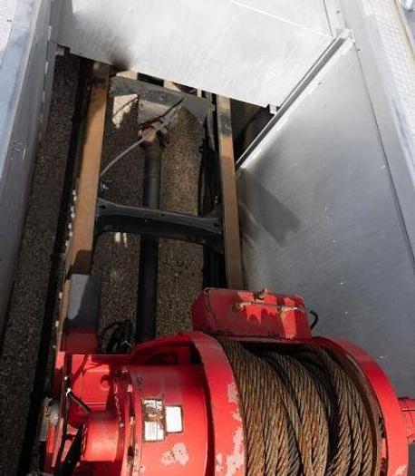 Used 1999 Mack CH613 Wrecker Tow Truck