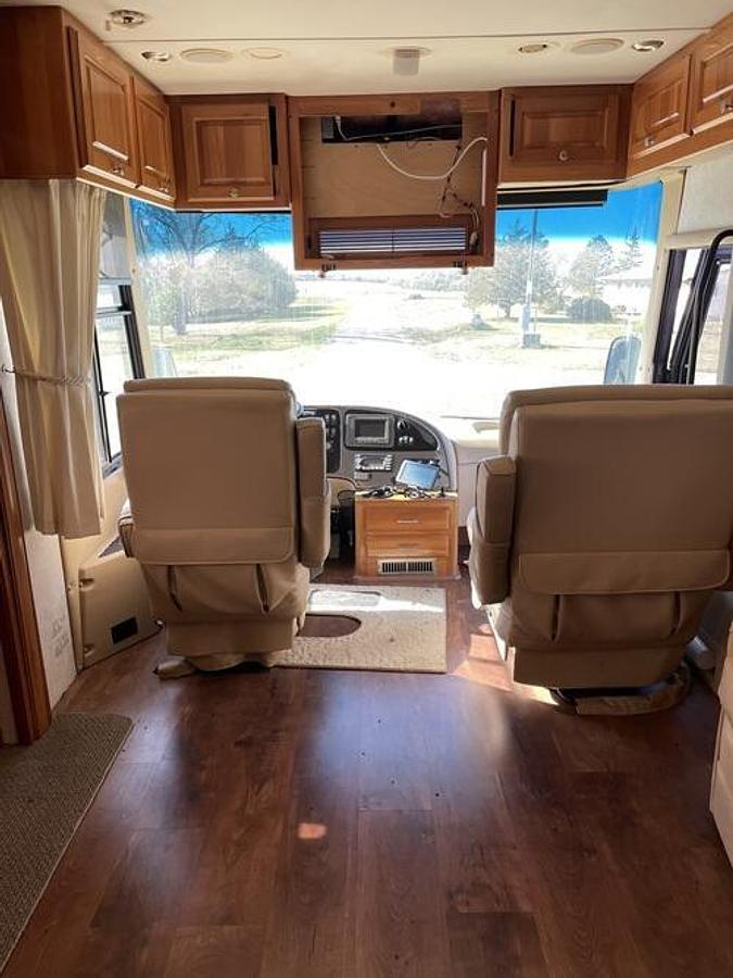 Used 2007 Monaco Camelot 42PDQ Class A Motorhome
