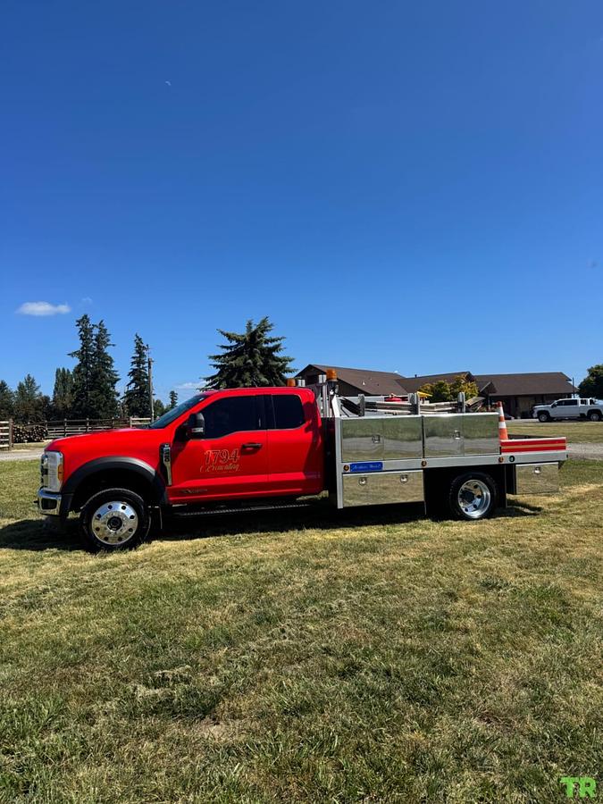 Used 2023 Ford F-450 4x4 Flatbed Truck