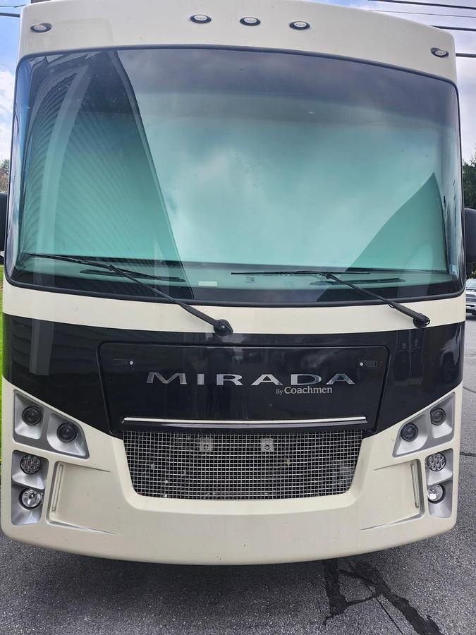 Used 2021 Coachmen Mirada 32SS