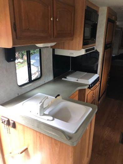 Used 2003 Georgie Boy Landau 3402DS