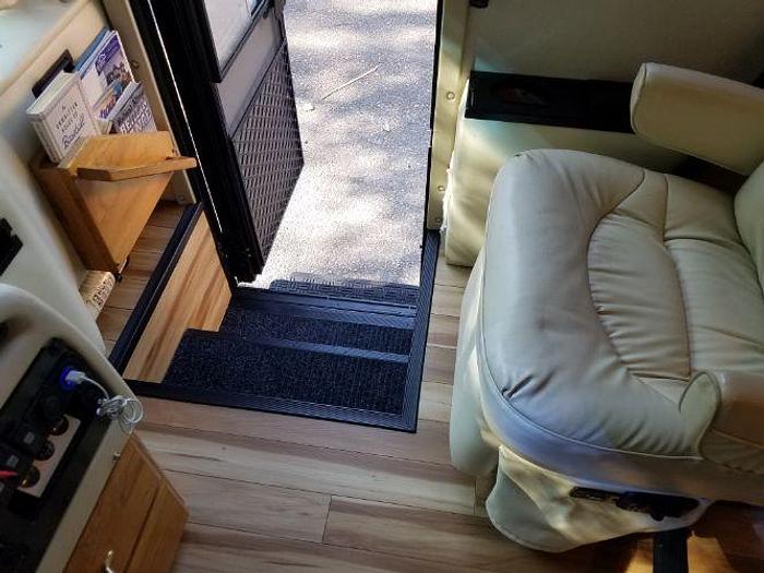 Used 2002 Holiday Rambler Ambassador