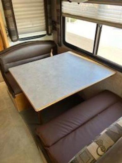 Used 2006 Fleetwood DISCOVERY